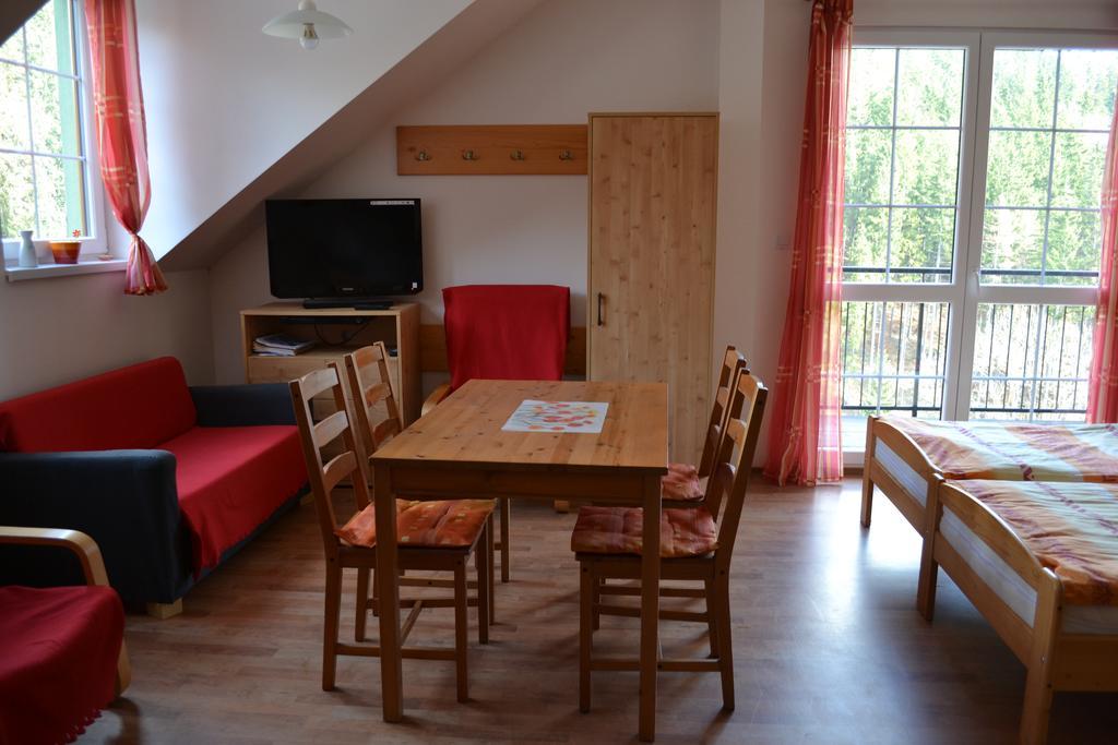 Malá MorávkaOrbit Karlov Pod Pradedemアパートメント 部屋 写真